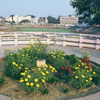 Spinoza meets Buddha, Boddha Enlightened art & world peace, Bodh Gaya, Bihar, India, curator: Edith Rijnja, 2017